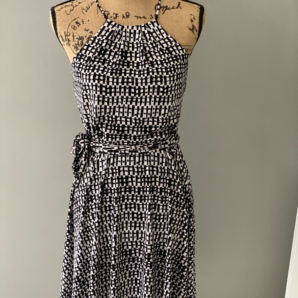 Summertime Sleeveless Dress...Dress Up or Down